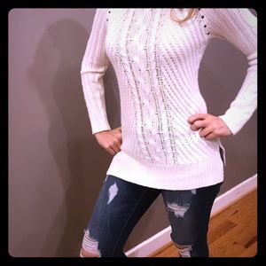 89th and Madison sweater, size S
